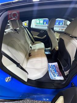 بي ام دبليو الفئة 2